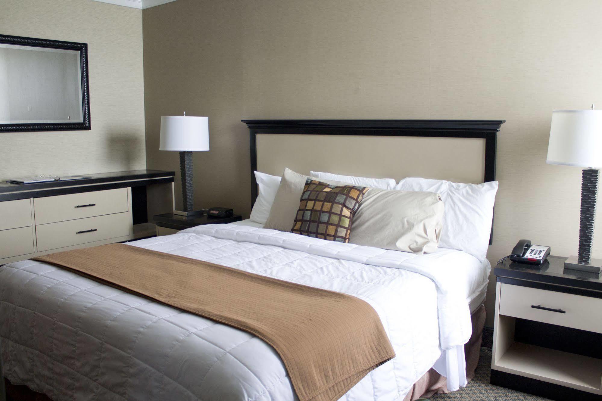 Seaport Resort And Marina Fairhaven Luaran gambar